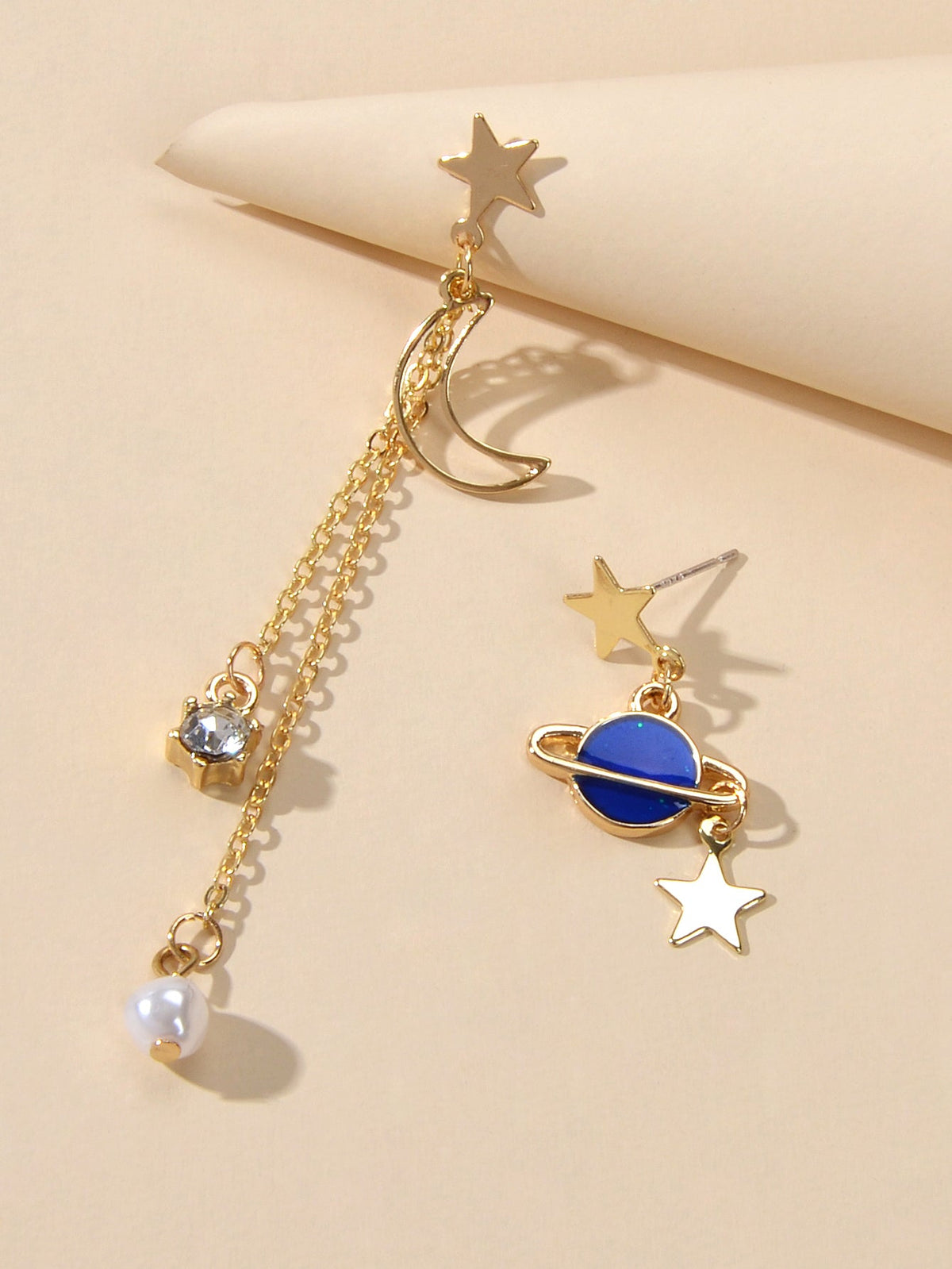 Asymmetric Pearl Rhinestone Decor Long Chain Star Moon Planet Dangle Earrings